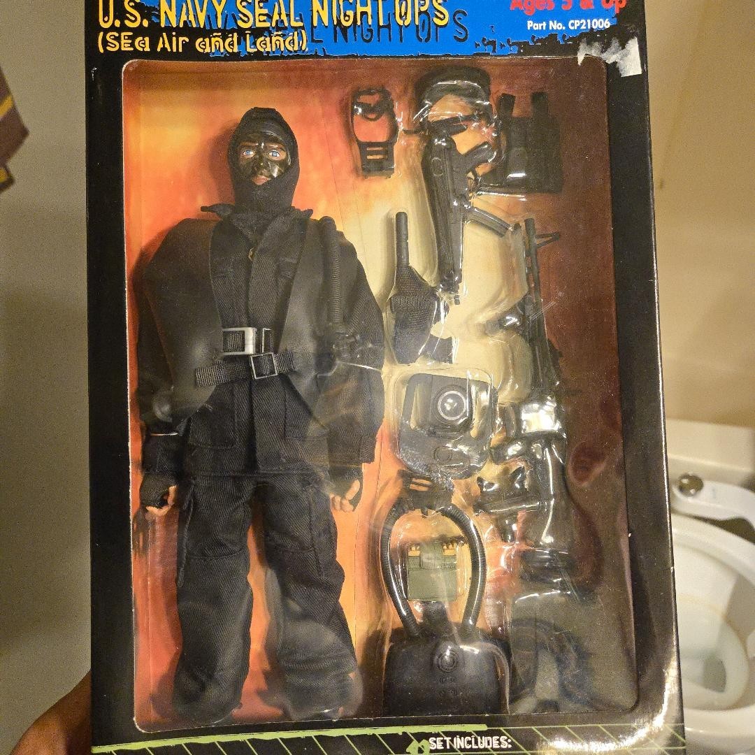 1998 21st Century Toys Ultimate Soldier US Navy Seal Night Ops