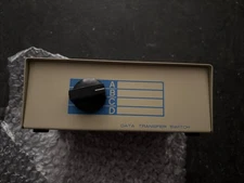 Kentek VGA HD15 4Way Data Transfer Switch Box Female Port PC ABCD Rotary Dail