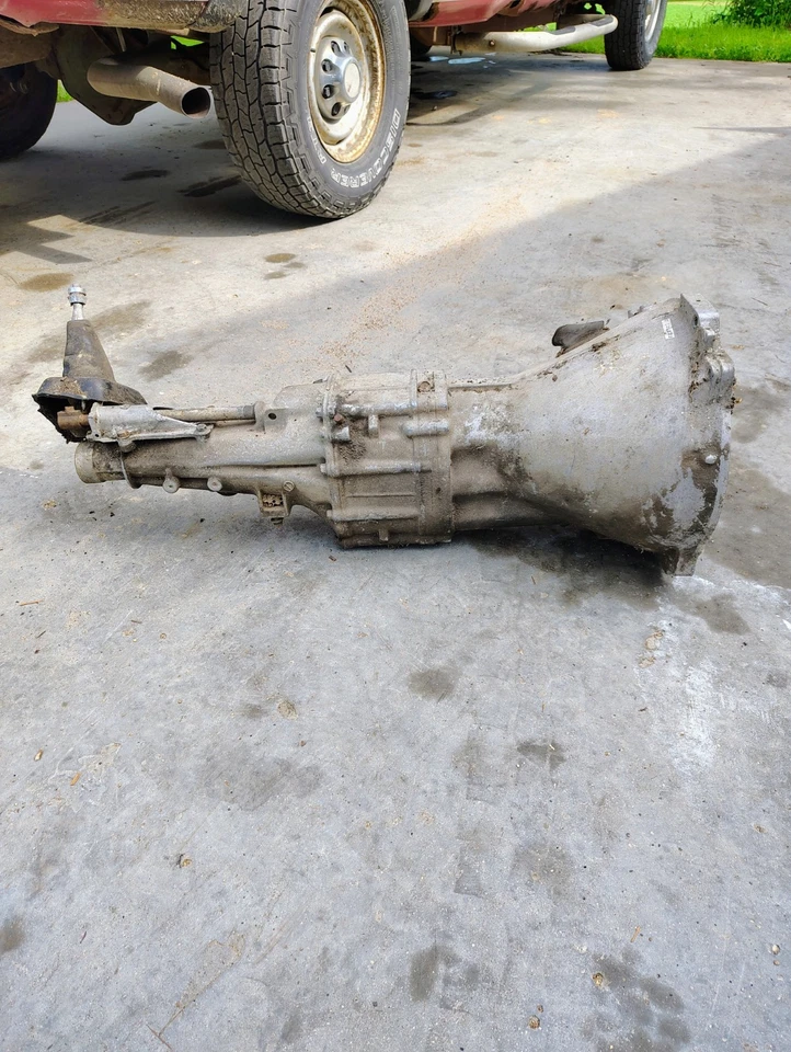 1984 mazda RX-7 transmission - Image 3 of 4