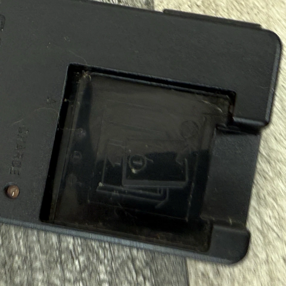 Genuine Casio Battery Charger BC-60L for Casio NP-60 Battery Original - Image 4 of 4