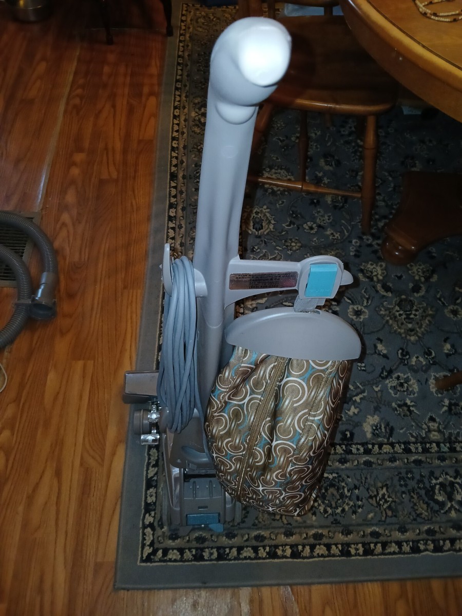 Kirby Sentria G10D Upright Vacuum Cleaner With Attachments And
