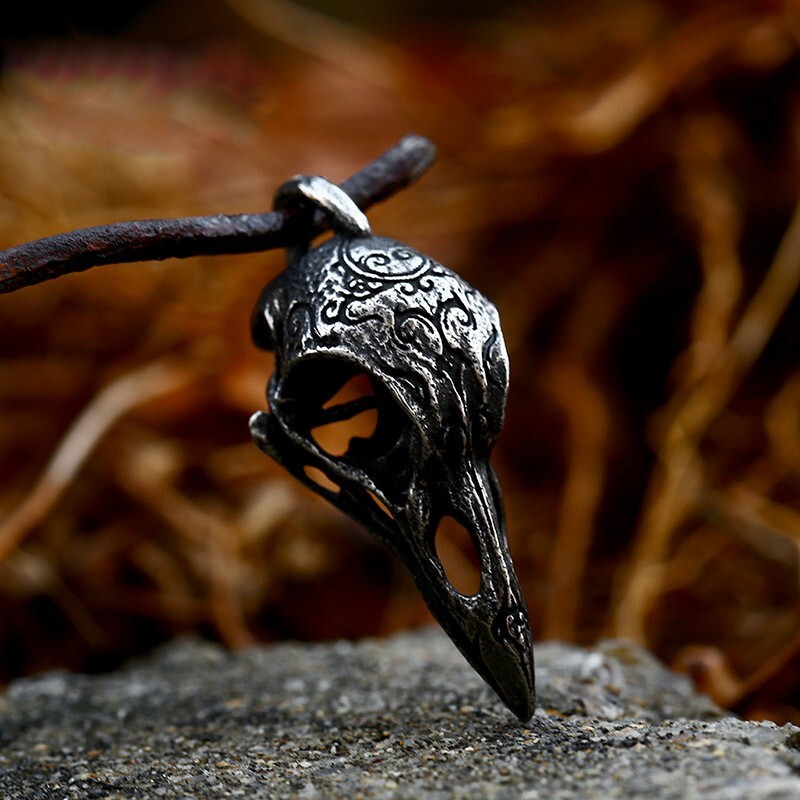 【正規品】Crazy Pig Tribal Skull Pendant 正規品】Crazy Pig Tribal Skull Pendant ENGRAVED SKULL
