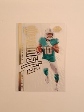 Tyreek Hill 2022 Panini Illusions Football Illusionists Miami Dolphins