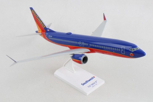MODELO RETRO ESCALA 1:130 SKYMARKS (SKR1140) SOUTHWEST 737MAX8 "COLEEN BARRETT" - Imagen 1 de 13