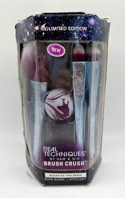Real Techniques by Sam & Nic Ruler of the Skies Brush Crush Limited Edition Set