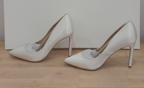 Perfect Bridal Meghan Dyeable Ivory Satin Pointed Court Shoes, Size 37, UK 4.5 - Picture 4 of 11