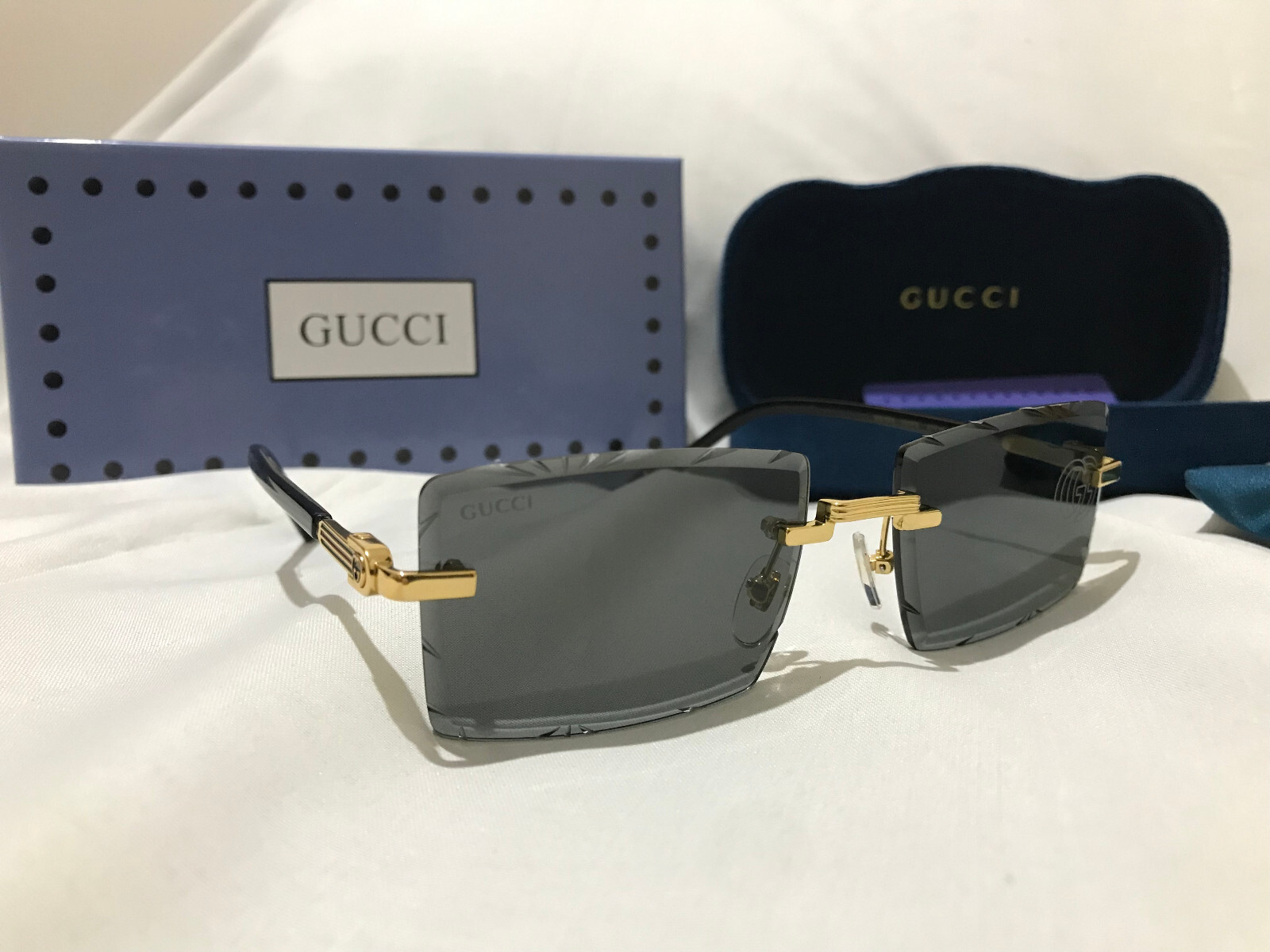 NEW Unisex Gucci GG1609  001FB Black frame 57-18-142  Sunglasses thumbnail 2