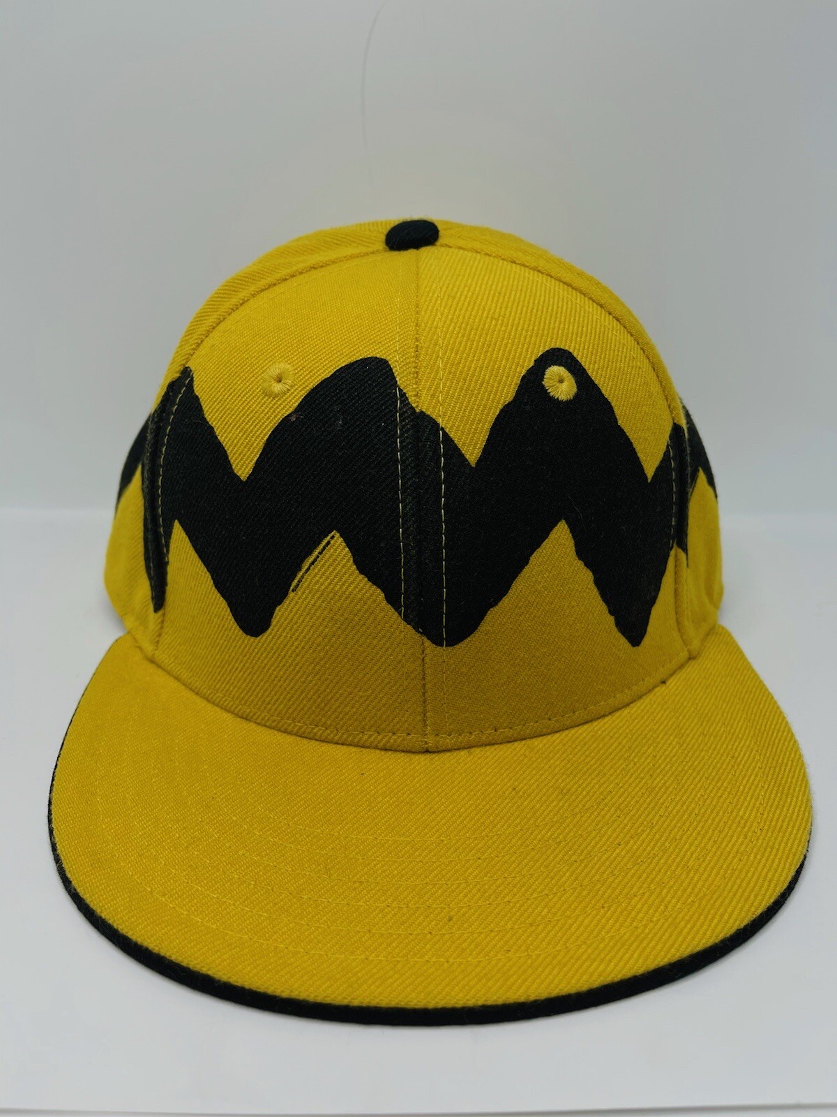 Купить PEANUTS CHARLIE BROWN FITTED CAP 