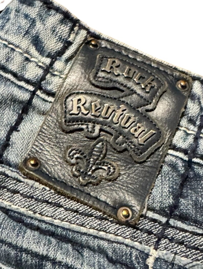 Rock Revival “Graham” Boot Cut Distressed Dark Denim Vintage Y2K Grunge Skate image 4
