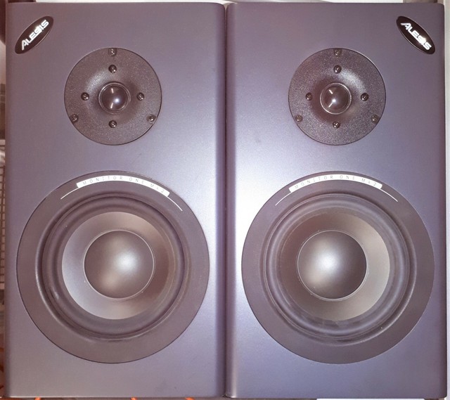 alesis monitor one passive