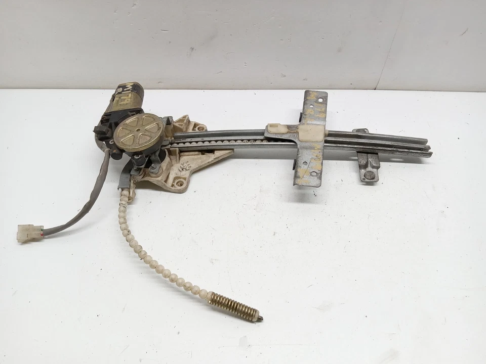 1988 - 1992 MAZDA 626 REAR LEFT SIDE WINDOW REGULATOR W/ MOTOR OEM, 135-58102L - Image 4 of 4