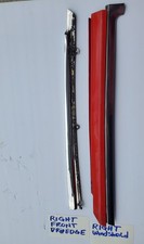1970-1971 Ford Mercury Torino Montego Cyclone Formal Roof Rh Windshield Moulding