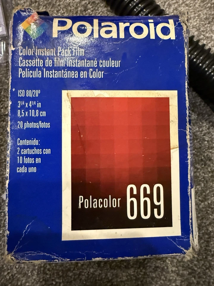 Polaroid 669 Type Color Film 2 TWIN PACKS - REFRIGERATED! (40 exposures) - Image 2 of 3