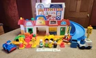 Vintage Fisher Price Little People Main Street #2500 Near Complete Mail EXTRAS