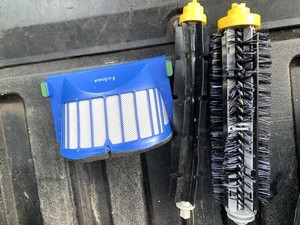 iRobot Roomba Series 500 Replacement Kit Brushes & Filter