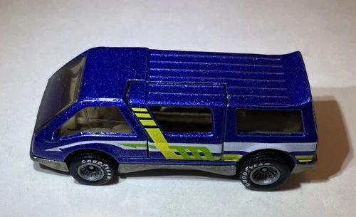 Vintage Hot Wheels Dream Van XGW Real Riders Goodyear 1983  Loose Excellent