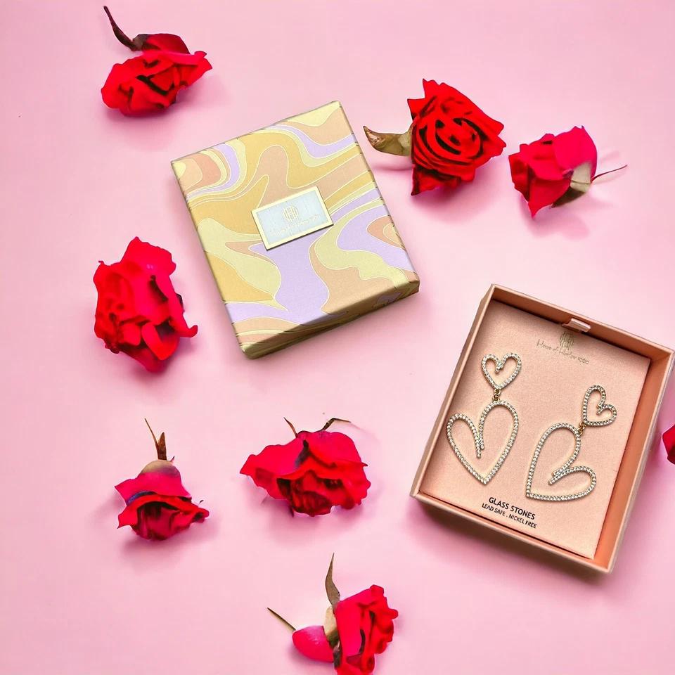 Pendientes de corazón modernos House Of Harlow 1960 joyería con piedras de vidrio sin níquel Foto 2 de 4