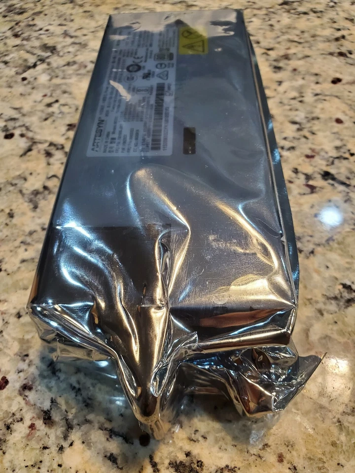 Lenovo FRU: 00MX923 / ThinkServer Hot Swap Power Supply - Image 3 of 4