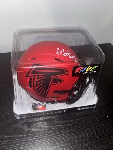 Riddell Kyle Pitts Atlanta Falcons Mini Helmet Signed Beckett Authenticated