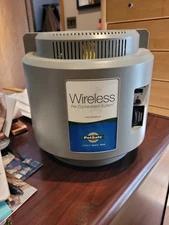 PetSafe Fence Transmitter for IF-100 Pet Containment System W/ Adapter Powers Up