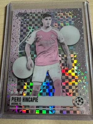 Piero Hincapie /40 Uncommon Pearl X Fractor Topps Finest UCC 2026 Arsenal FC 262