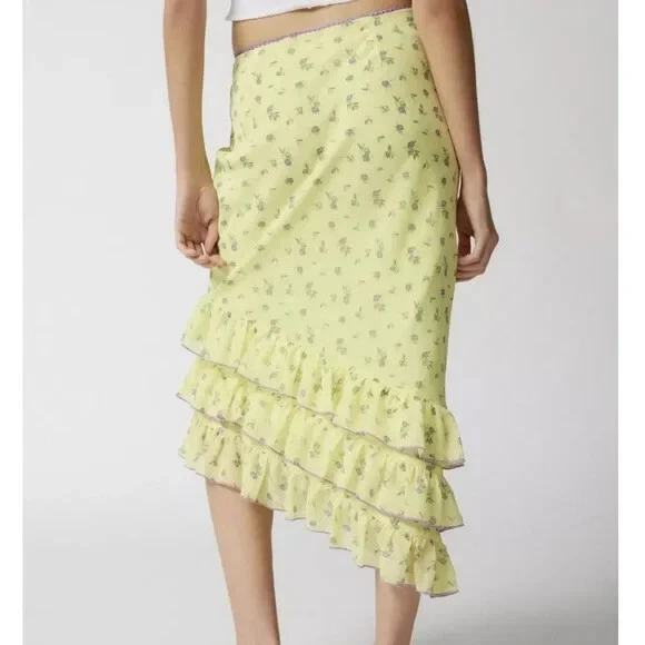 Falda midi UO Kimchi Azul Lenora Gasa Volantes Nueva Sin Etiquetas Talla S Verde/Púrpura Foto 3 de 4