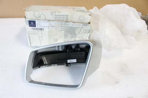 W212 W221 Mercedes Driver Left Side Rear View Door Mirror Cover Turn Signal OEM