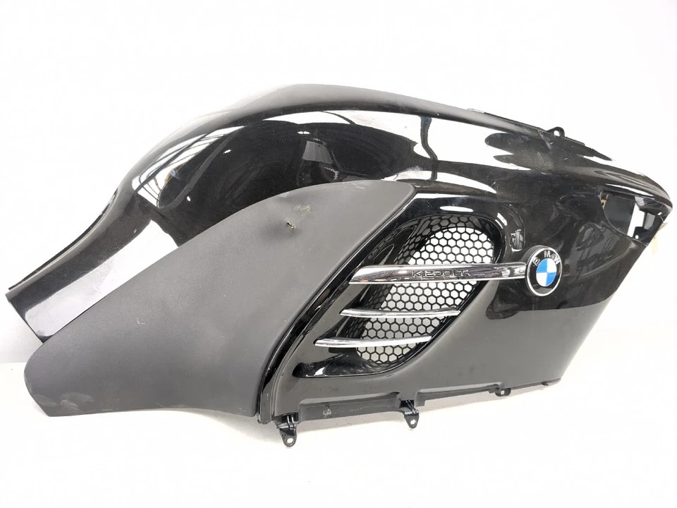 Крышка переднего правого обтекателя 05–09 BMW K1200LT 46632307940 - Изображение 2 из 4