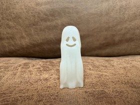 Lego Castle figure GEN022  Knights Kingdom I Ghost (10176 Royal King's Castle)