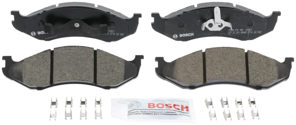 Kit de pastillas de freno y rotor de cerámica Bosch QuietCast para Jeep Wrangler TJ 2003-2006 Foto 2 de 4