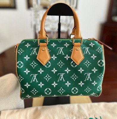 Original Louis Vuitton Speedy P9 grün Bandouliere 25 Pharrell Williams NEU