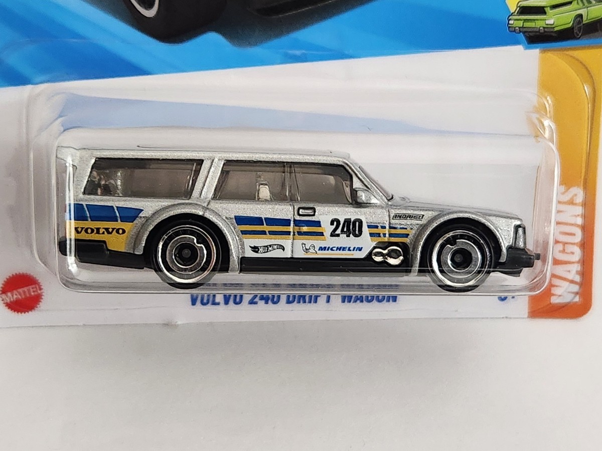 Hot Wheels Volvo 240 Drift Wagon – HW Slammed Series 4 Von 5 – Kurzkarte Yokohama, Grün-metallic (Mattel 2023)
