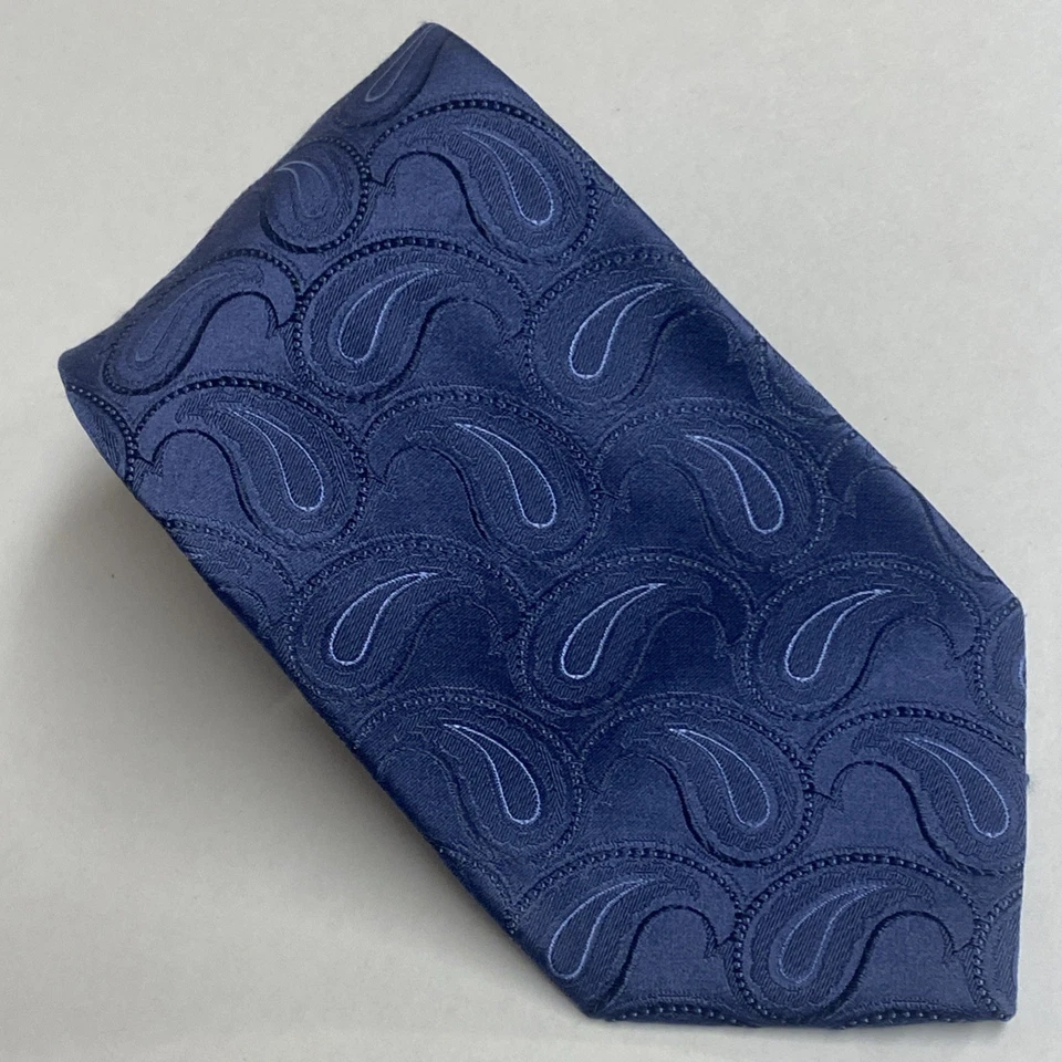 Corbata de cuello DKNY Designer 100 % seda azul cachemira 3,6 ancho 60 largo usada en excelente estado.  B3 Foto 2 de 4