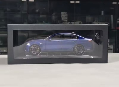 1/18 BMW M5 NOREV BLUE