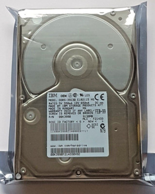 IBM ddrs-39130?9?GB 7200?RPM 80-pin Ultra SCSI 3.5インチハードドライブ。 9.1GB IBM DDRS-39130 PN 00K3990 7200rpm Ultra Wide SCSI 68pin