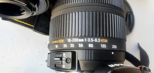 Nikon D5100 16.2MP Digital SLR Camera with SIGMA 18-200mm and 18-55mm Lens #C90 - Picture 5 of 11