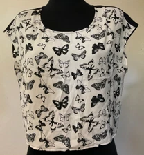 Black and White Butterfly Sleeveless Shirt Buttons Up the Back Size 6 by H&M
