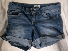 Mudd Juniors Denim Jean Shorts Size 11 Cuffed Hem Flx Stretch Medium Wash Blue