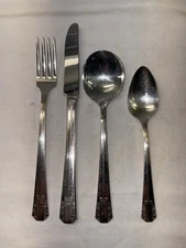 VINTAGE WM ROGERS HEAVY ONEIDA LTD PARK LANE SILVERPLATE Pieces Sold Individualy