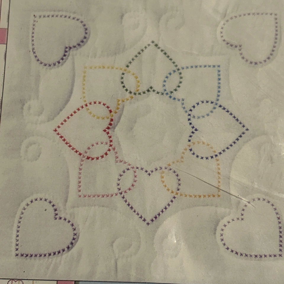 Six Heart Circle Quilt Squares Jack Dempsey - Image 3 of 4
