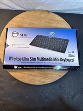 NIB mini multimedia ultraslim keyboard SIIG wireless nano receiver