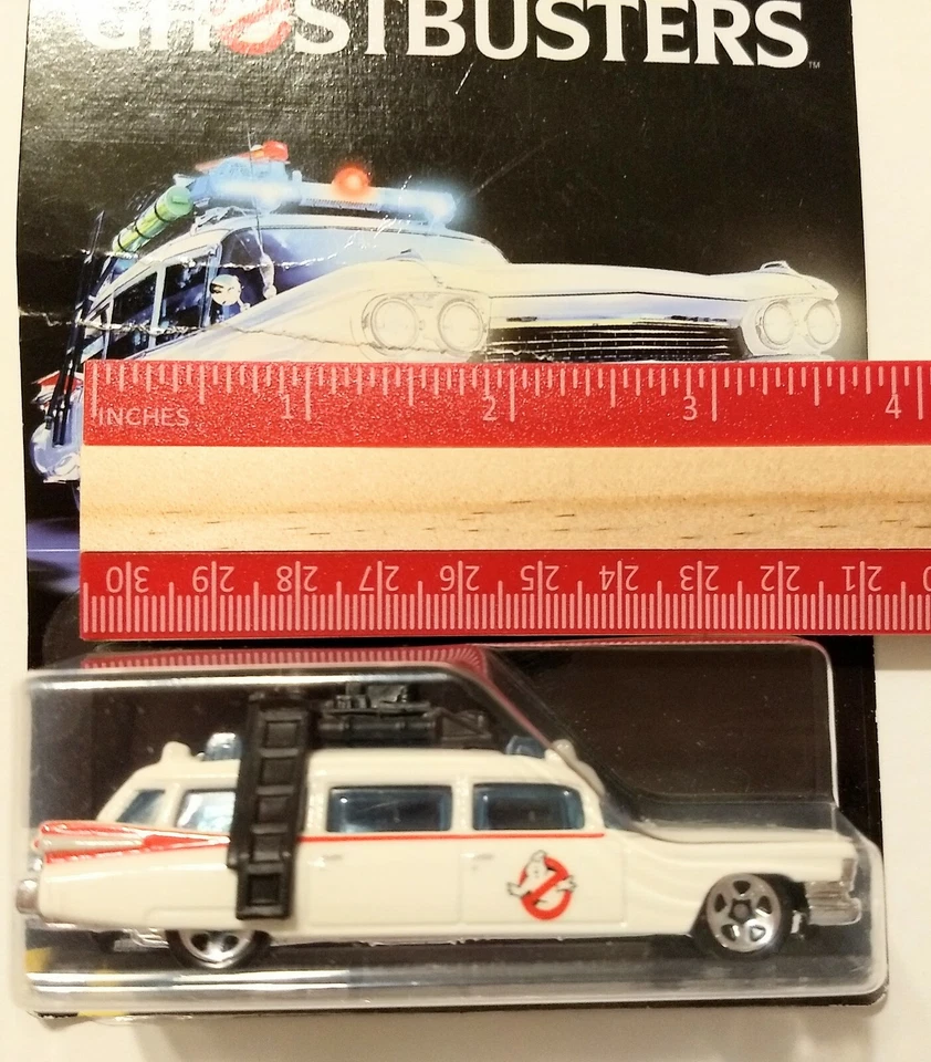 Toy 2016 Hot Wheels White Ghostbusters Ecto-1 7/8 Scale Car  - Image 4 of 4