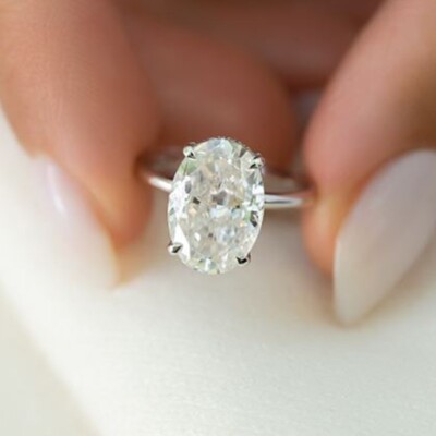2.5CTW Oval Cut DEF Moissanite Wedding Anniversary Ring 14k White Gold Plated