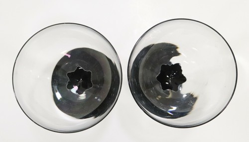 VTG Set of 2Wine Glasses with Clear Wide Bowl & Thick Twisted Black Star Stem - Picture 4 of 5