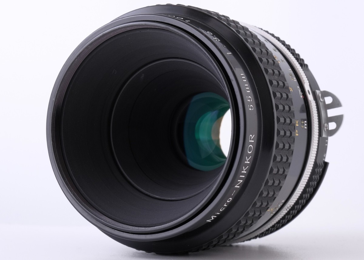超美品 NIKON AI-S NIKKOR 55mm f3.5 MF M400 The 55mm f3.5 Micro Nikkor, A Legendary Vintage Macro Lens