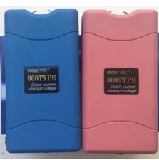 （2)Rechargeable Stun Gun with LED Light - Free Taser Holster ，USA seller！