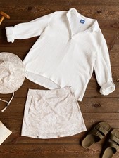 NWT - RIPSKIRT Popover Top - WHITE WOMENS size MEDIUM