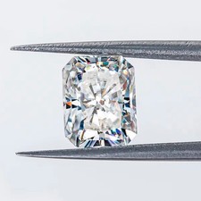 Radiant Cut 0.2-10ct Sparkling Loose Moissanite D Color VVS1 Wholesale Price