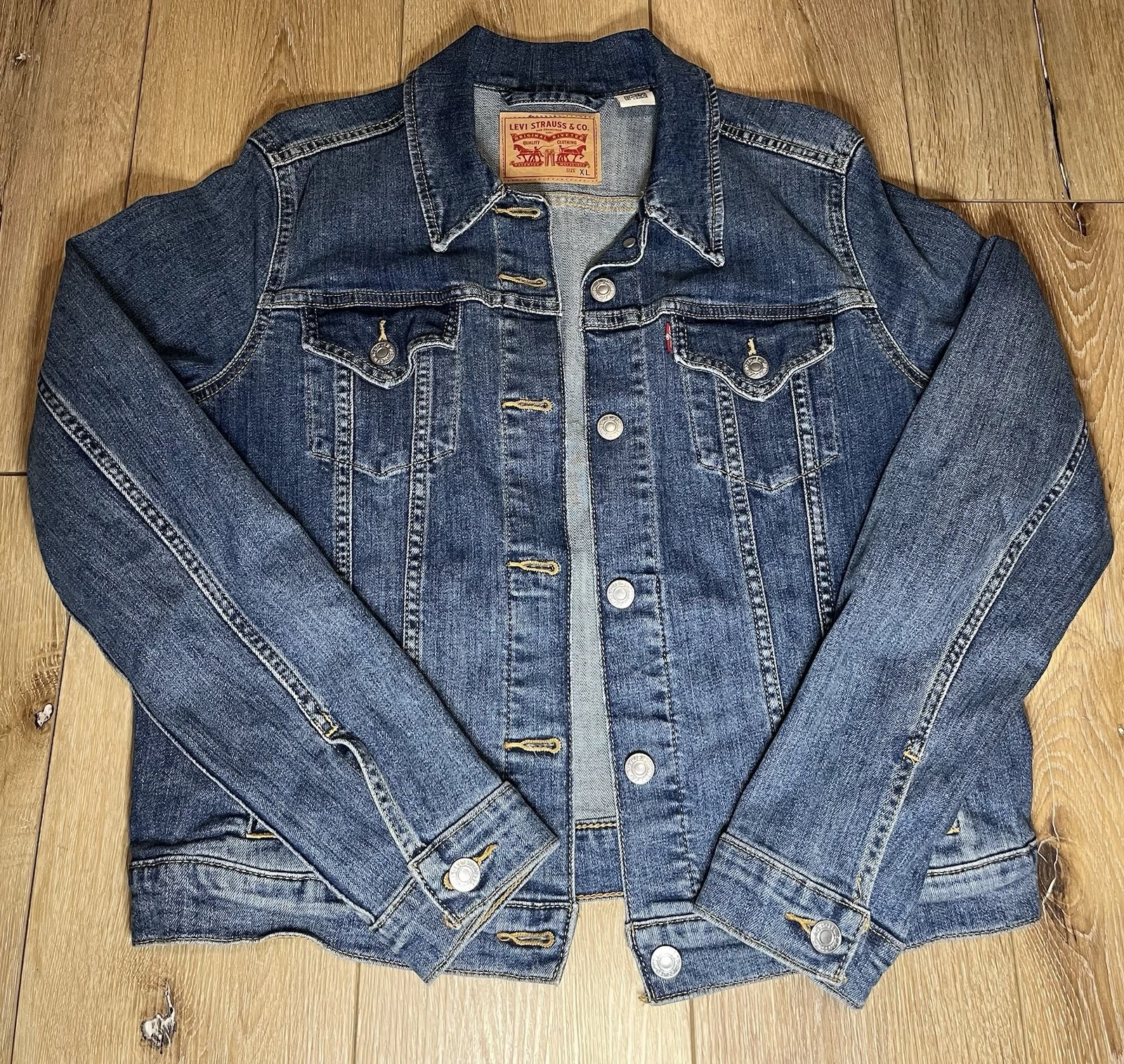 Vintage Denim Levi's Original Riveted Trucker Jacket Women Size XL /Extra Weight