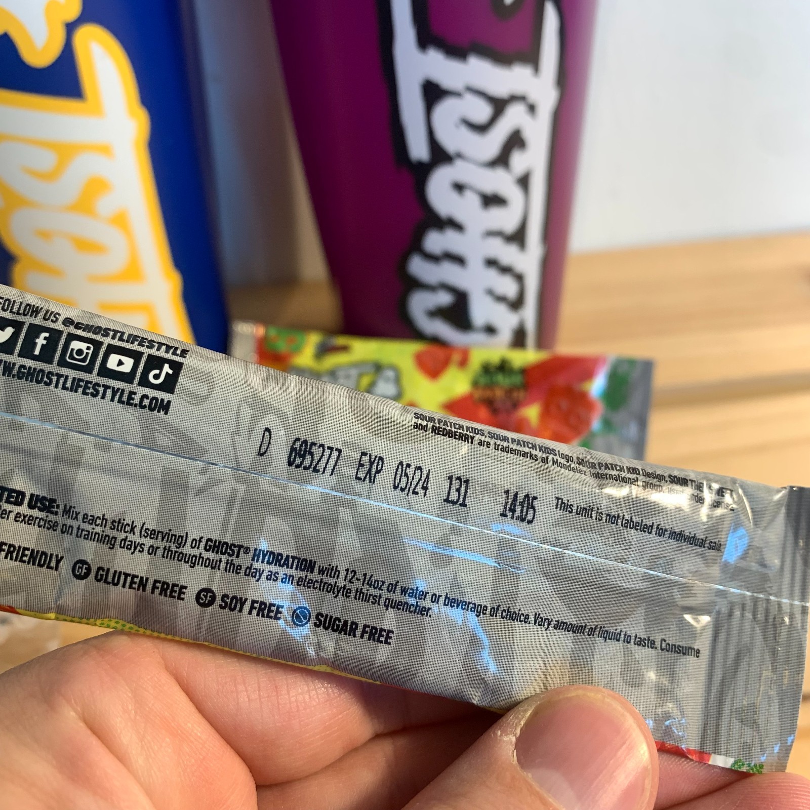 GHOST LIFESTYLE 2 Two 28oz Classic Blender Bottles With Blender Ball NEW